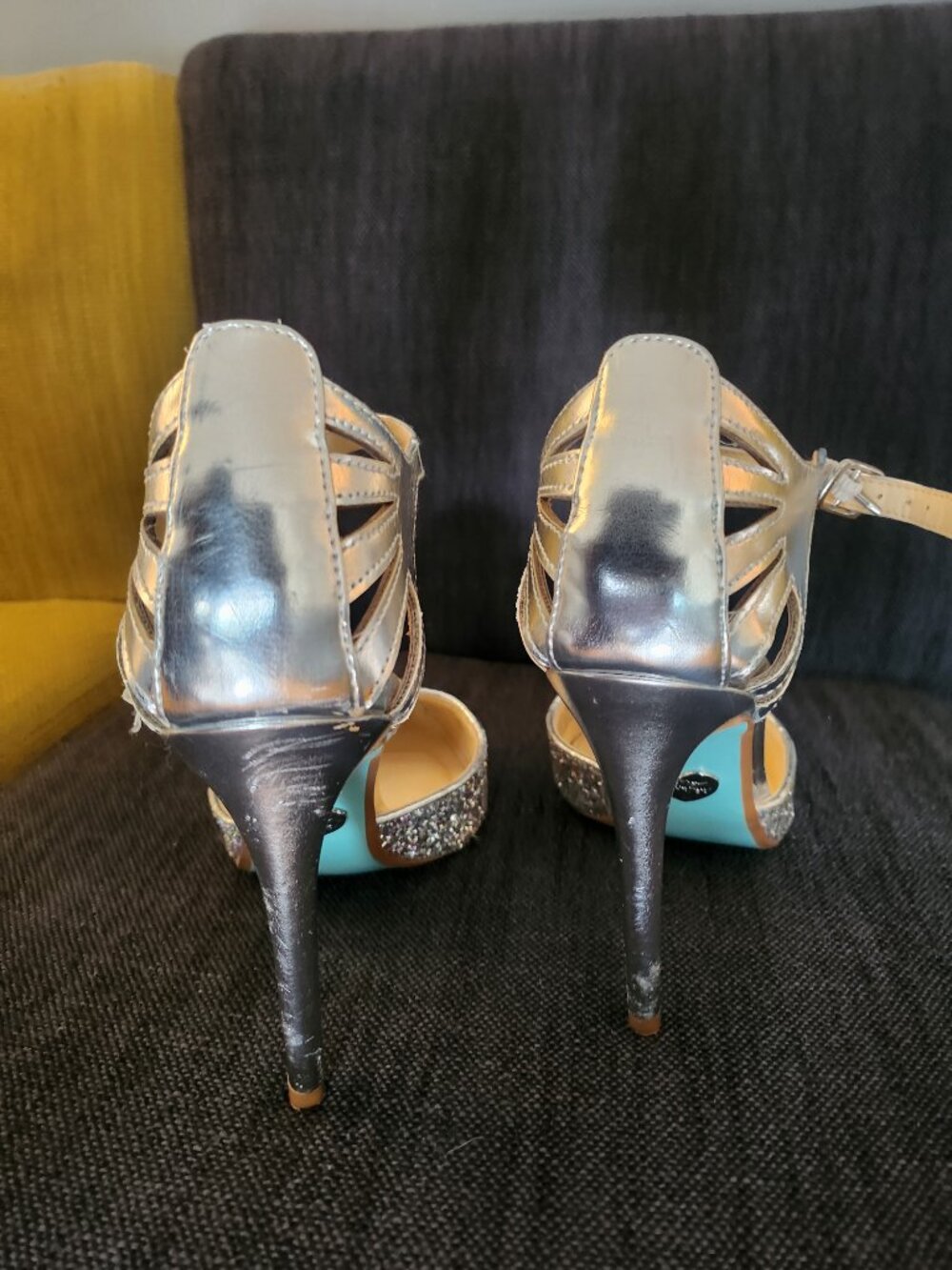 Betsey Johnson size 8 Glittery Avery  Heels - Picture 4 of 5